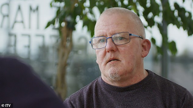 Clip: Người phụ nữ hơn 30 năm được đoàn tụ cùng anh trai - 4