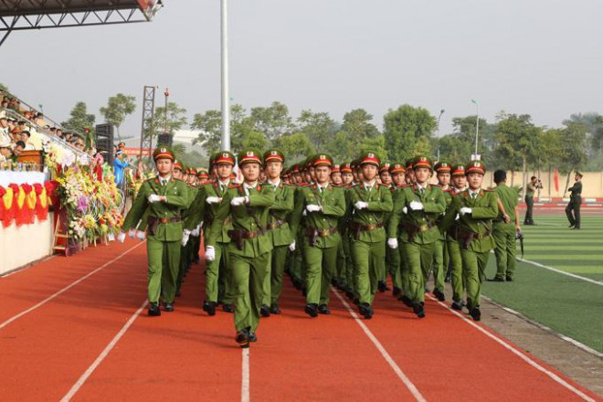 Nóng: Điểm sàn các trường Công an Nhân dân từ 17,75 điểm trở lên - 1