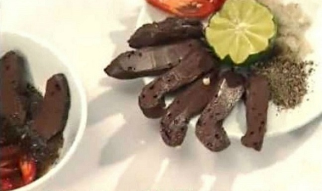 Gà luộc đã ngon rồi, thêm nước chấm thế này nữa mới là đúng vị, ăn 1 con cũng không đủ - 1