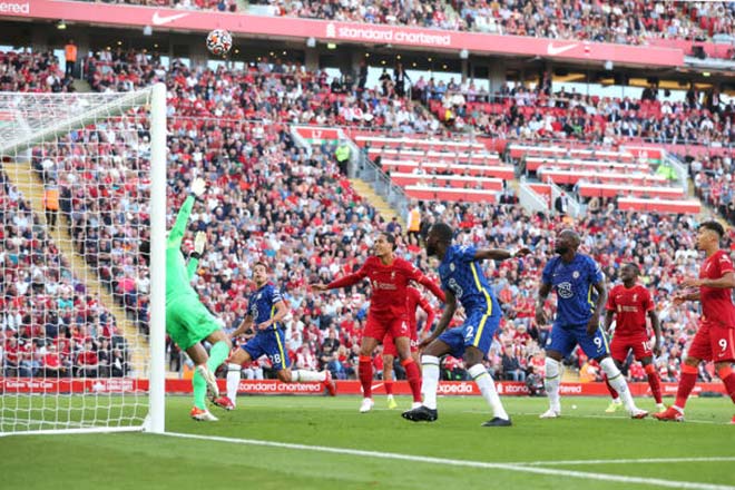 Video Liverpool - Chelsea: Tuyệt phẩm đánh đầu, bước ngoặt thẻ đỏ (Vòng 3 Ngoại hạng Anh) - 2