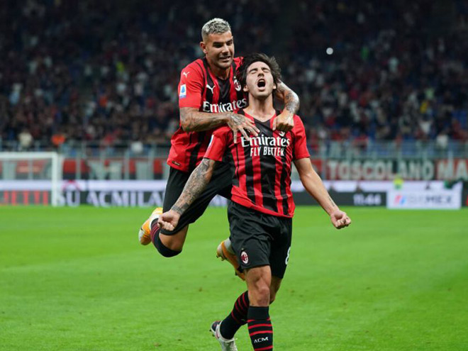 Kết quả bóng đá  AC Milan – Cagliari: Siêu phẩm mở màn, mãn nhãn 5 bàn - 1