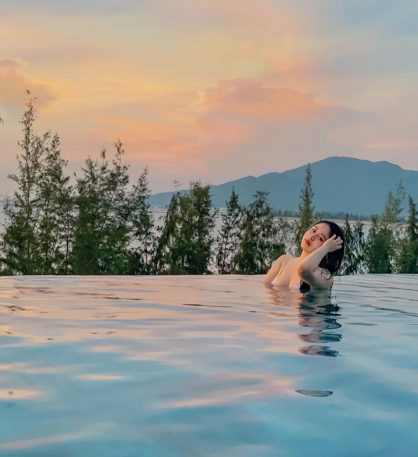 Nữ sinh Đà Nẵng có vóc dáng mũm mĩm, học theo style của Kylie Jenner - 4