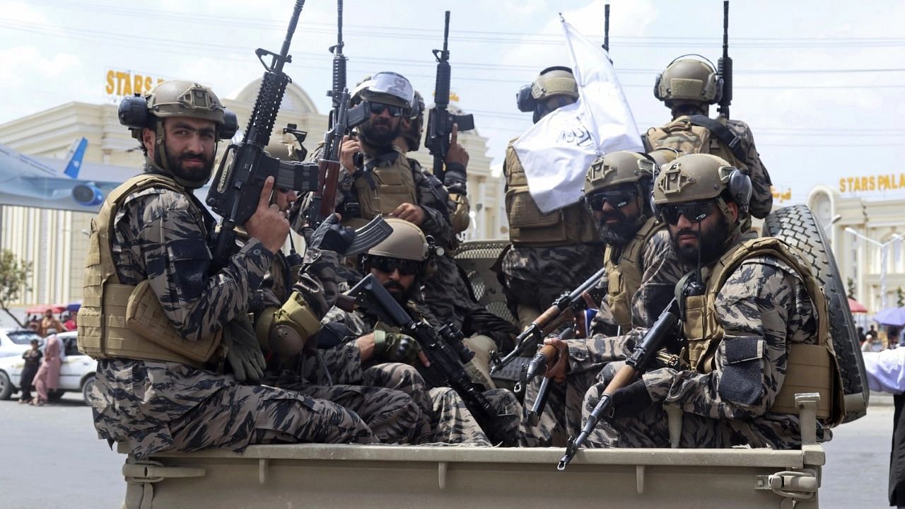 Taliban tuyên bố chiếm lối vào chính &#34;thành trì&#34; của phe kháng chiến - 1