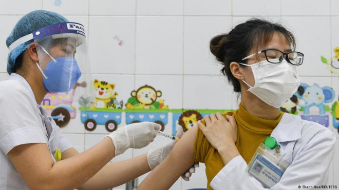Nguyên nhân các nước châu Âu hỗ trợ nhiều vắc-xin Covid-19 cho Việt Nam - 1