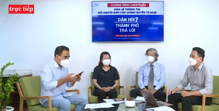 MC Quyền Linh gặp sự cố trên sóng livestream giải đáp thắc mắc của hàng nghìn người dân - 1