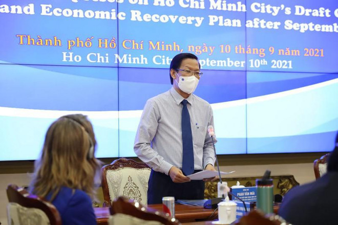 TP.HCM nêu lộ trình mở cửa từ sau 15-9 - 2