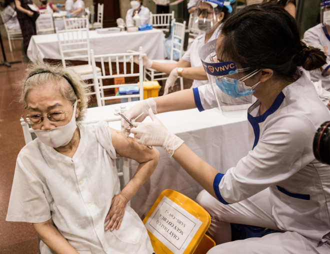 800.000 người gửi phản ánh về việc truy vấn thông tin tiêm chủng Covid-19 - 2