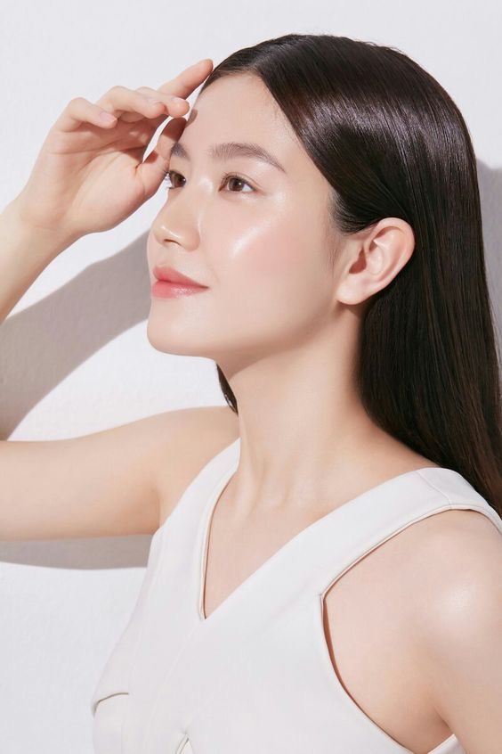 Bí quyết dưỡng lông mày, lông mi dày dặn, quyến rũ - 1