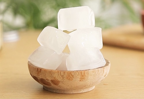 Mẹo dùng đá viên giúp làn da sáng trắng và căng mịn - 6