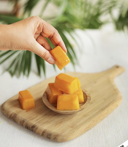 Mẹo dùng đá viên giúp làn da sáng trắng và căng mịn - 4