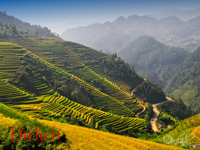 Mênh mang một cõi mộng vàng Tây Bắc - 1