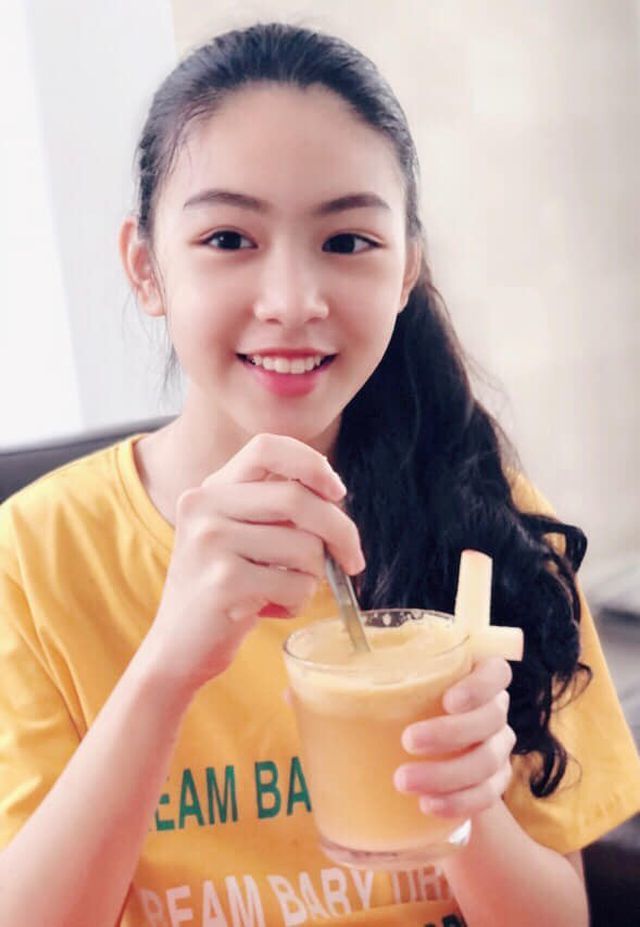 Con gái tuổi 15 của Quyền Linh xinh đẹp như "thần tiên tỷ tỷ" khiến ai cũng xuýt xoa - 8