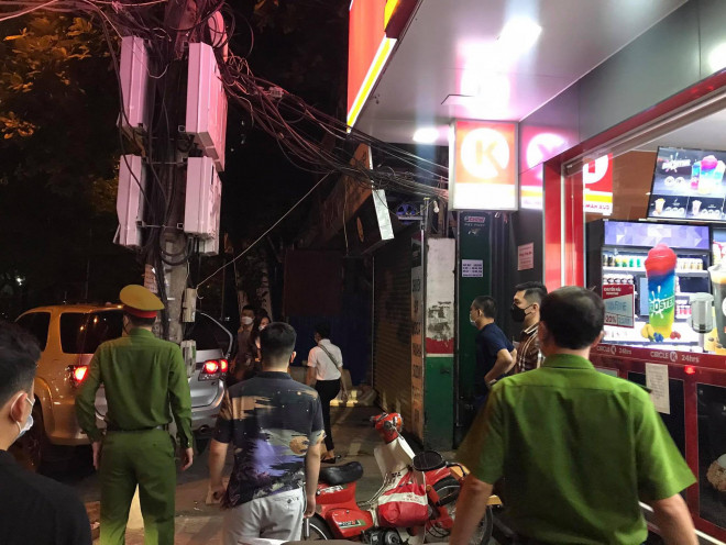 CLIP: Khám xét nhà Trưởng phòng Cảnh sát kinh tế Hà Nội - 2