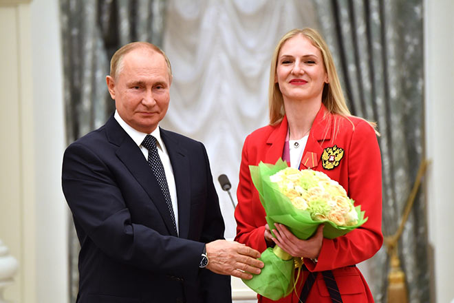 Russian sports golden girl is criticized for 