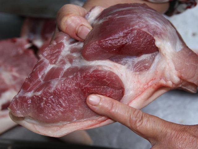 Thị trường - Tiêu dùng - Ra chợ mua thịt lợn, thấy 4 điểm này lập tức &quot;tránh xa&quot;, rẻ đến mấy cũng không nên mua