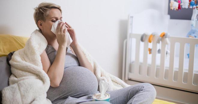 Các triệu chứng nghi nhiễm COVID-19 ở phụ nữ mang thai - 1