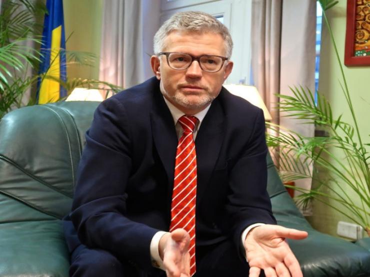 Chế nhạo Thủ tướng Đức vì không tới thăm Kiev, Đại sứ Ukraine ”hối tiếc”