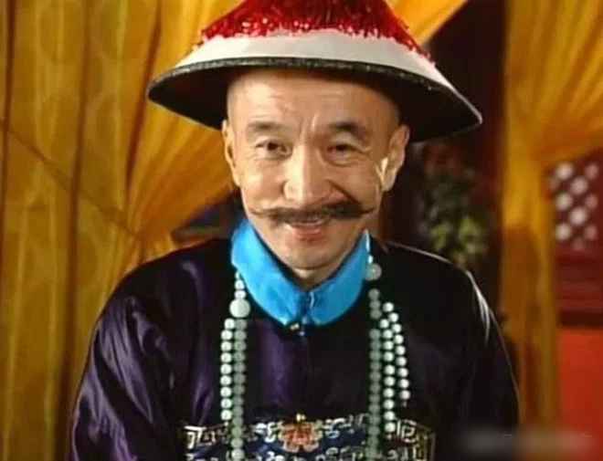 Bị Càn Long ép nhảy hồ tự tử, "Lưu gù" chỉ đáp lại vài câu khiến hoàng đế nể phục - 1
