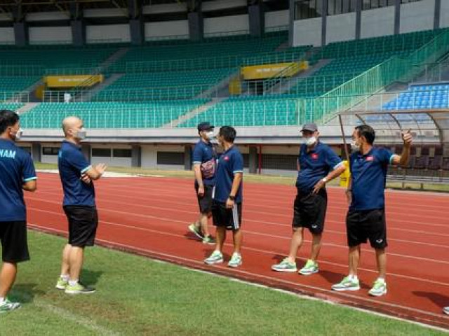 U19 Việt Nam chỉ ra mặt hạn chế của sân bãi tại giải U19 ĐNÁ, báo Indonesia phản ứng dữ dội