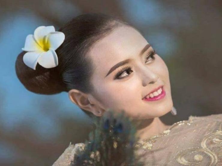 2 cô gái Lào, Campuchia đẹp như tiên nữ khiến ”người gặp người yêu”