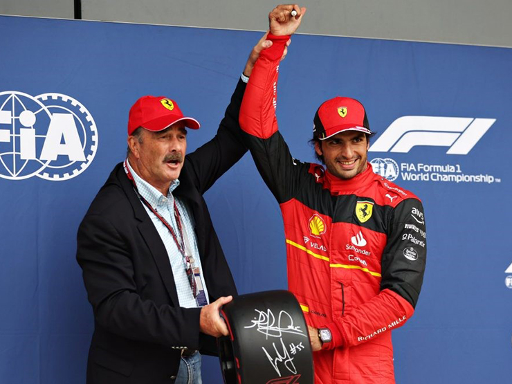 Đua xe British GP: Carlos Sainz giành pole tại Silverstone, ”ghi bàn” phút chót