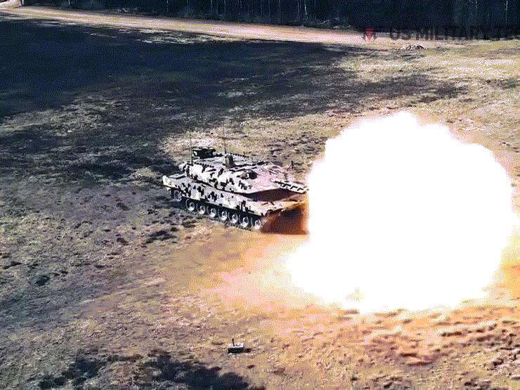 Khám phá mẫu xe tăng chủ lực mới 'Báo đen' KF51 của Đức