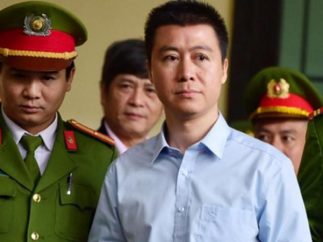 Trùm cờ bạc Phan Sào Nam thi hành nốt 22 tháng tù giam
