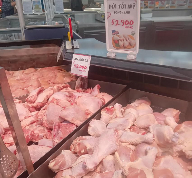 Thịt heo nhập khẩu vào Việt Nam giảm mạnh - 1