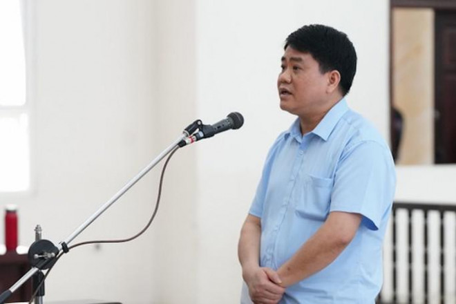 Nguyên chủ tịch Hà Nội Nguyễn Đức Chung tiếp tục hầu toà - 1