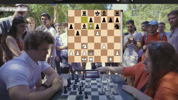 Ngã ngửa &#34;Vua cờ&#34; Carlsen để thua &#34;Nữ hoàng&#34; sau 19 nước - 1