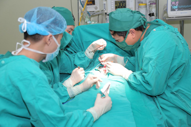"Cậu nhỏ" bị vùi lấp: Nguyên nhân và cách xử trí - 2