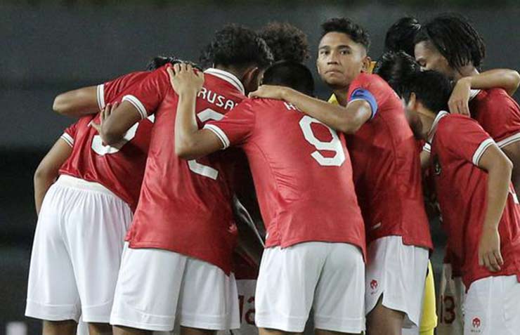 Video bóng đá U19 Indonesia - U19 Thái Lan: Liên tiếp bỏ lỡ khó hiểu, U19 Việt Nam được lợi - 1