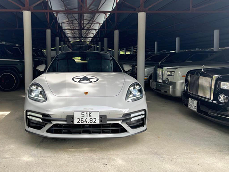 Porsche Panamera độc nhất Việt nam về tay ông Đặng Lê Nguyên Vũ
