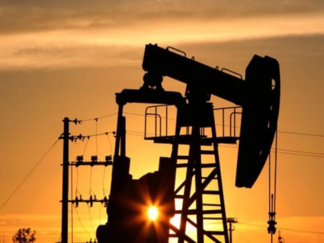 Tin vui: Giá dầu giảm mạnh khi UAE đồng ý 'bơm' thêm dầu vào thị trường