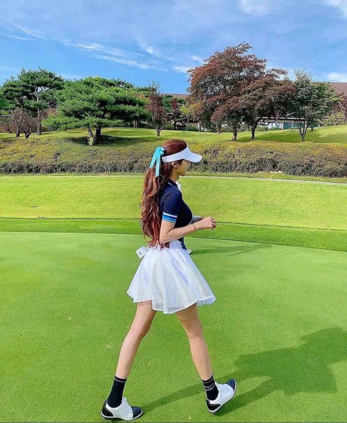 Trào lưu mặc đẹp chơi golf nở rộ ở Hàn Quốc - 4