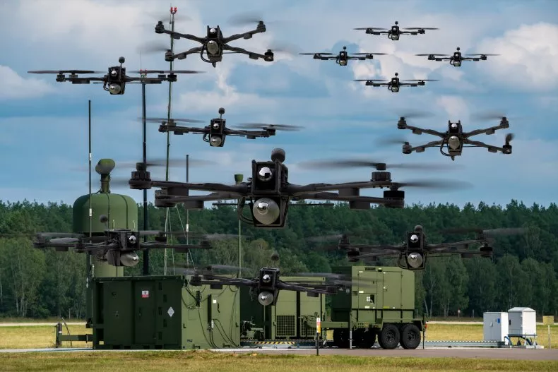He-lo-ke-hoach-ukraine-war-russia-army-drones-dronations--1--1657464241-996-width790height527.jpg