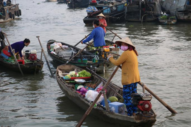 Chiêm ngưỡng 1 trong 10 khu chợ nổi nhộn nhịp nhất thế giới - 5