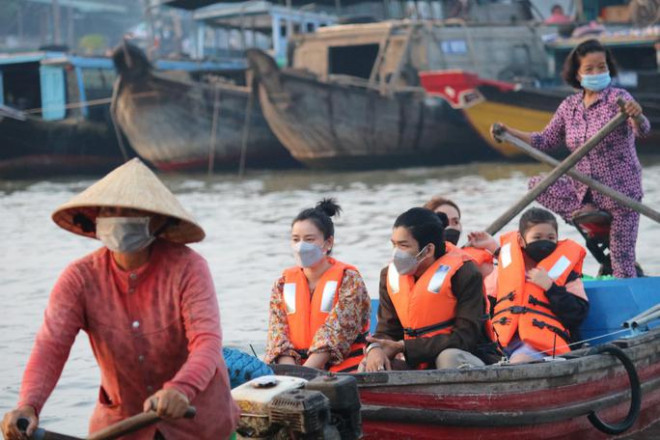 Chiêm ngưỡng 1 trong 10 khu chợ nổi nhộn nhịp nhất thế giới - 8