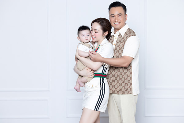 Giảm 15 kg sau 6 tháng sinh con, vợ đẹp của Chi Bảo đúng chuẩn "mòn con mắt" - 4