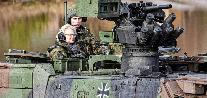 Nga ‘đánh thức người khổng lồ’: Quân đội Đức đang trở lại đầy mạnh mẽ - 7