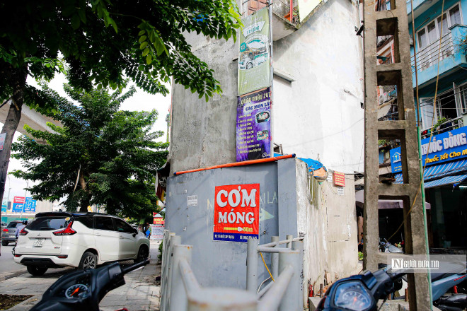 Cận cảnh ngôi nhà 4 mặt tiền nằm cạnh vành đai nghìn tỷ - 9