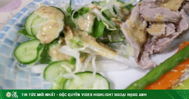 Cách làm sốt mè rang rưới salad cực ngon và đơn giản