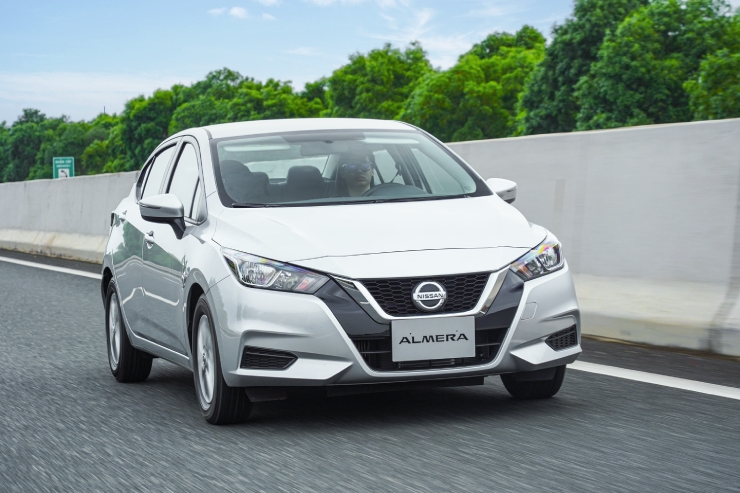 Nissan Almera và Navara bản mới đạt Euro 5 chính thức ra mắt tại Việt Nam - 10