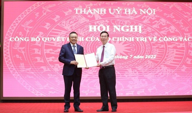 Ông Trần Sỹ Thanh được giới thiệu để bầu giữ chức Chủ tịch UBND TP Hà Nội - 1