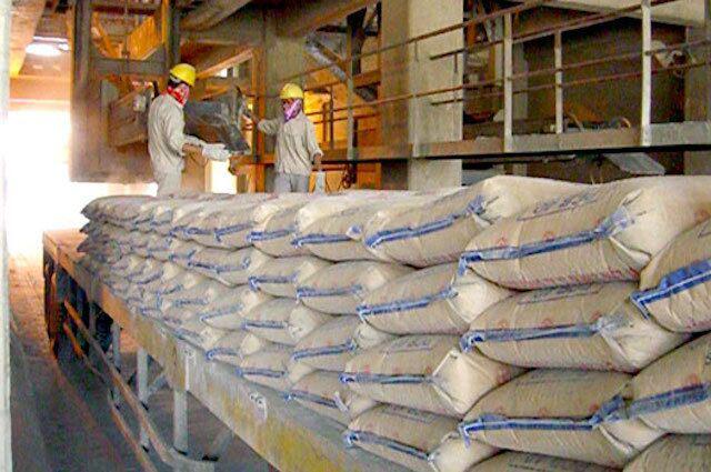 Vì sao giá tăng cao, doanh nghiệp sản xuất xi măng vẫn “khó thở”? - 1