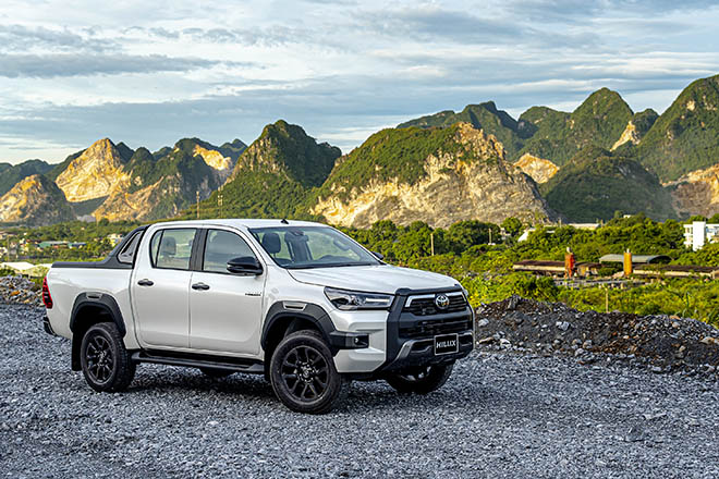 Toyota Hilux chia tay thị trường Việt vì lý do sau đây - 1