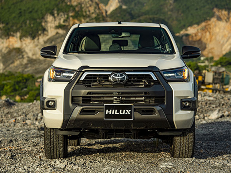 Toyota Hilux chia tay thị trường Việt vì lý do sau đây