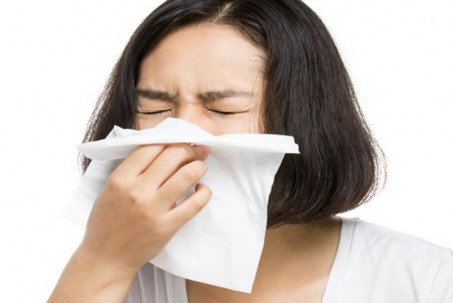 Cúm bùng phát, khi nào người dân nên đi xét nghiệm?