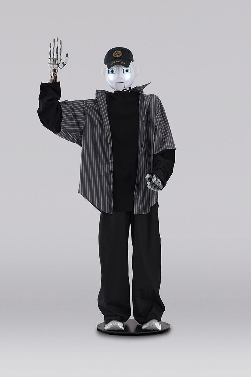 Balenciaga sử dụng người mẫu robot trong bộ sưu tập đặc biệt