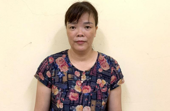 Cặp với "phi công" để cùng nhau trộm tài sản của người nước ngoài - 1